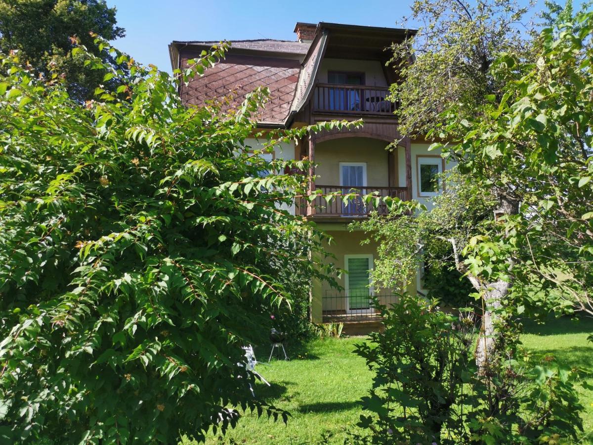 Bungalow & Apartments "Am Deber" Velden - Augsdorf Velden am Wörthersee Exterior foto